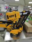 Аккумуляторный гвоздезабиватель DeWalt DCN692P2 — Фото 3